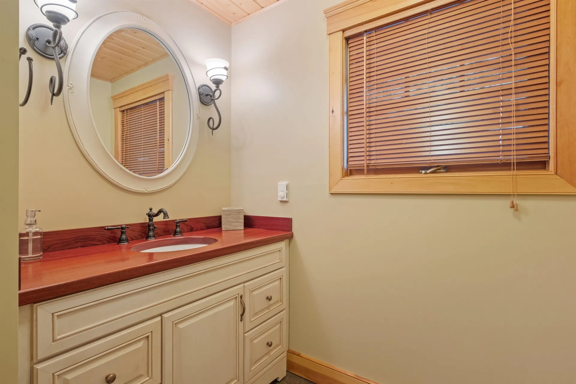 72 Timber Ridge Road Alton NH 03810