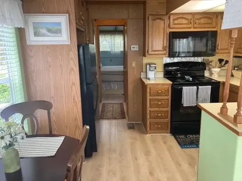 308 State Route 286 Seabrook NH 03874