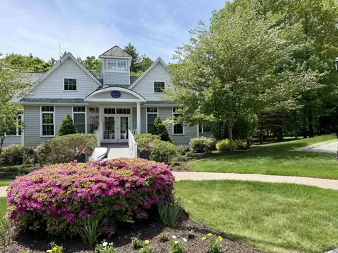 7 Sterling Hill Lane Exeter NH 03833