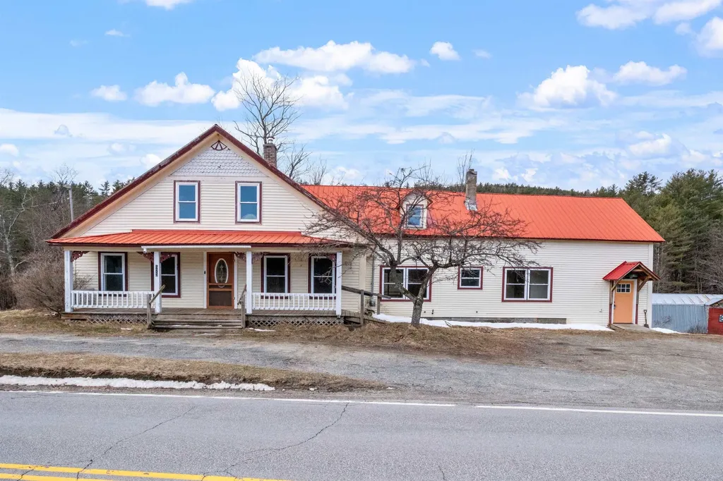 573 Route 25c Piermont NH 03779