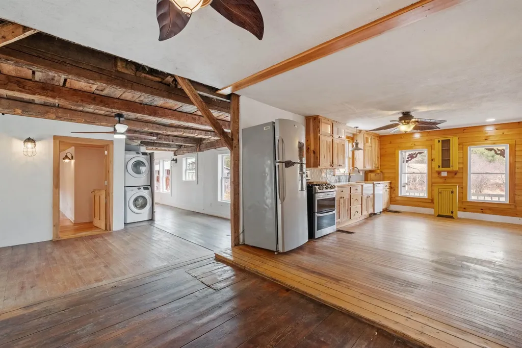 573 Route 25c Piermont NH 03779