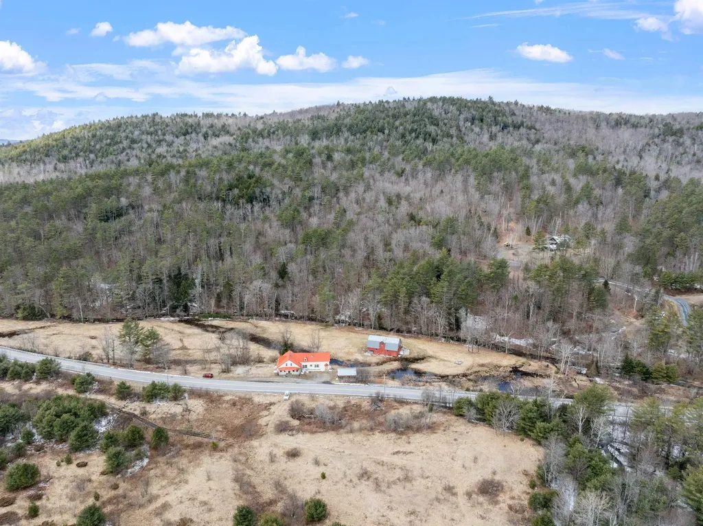 573 Route 25c Piermont NH 03779