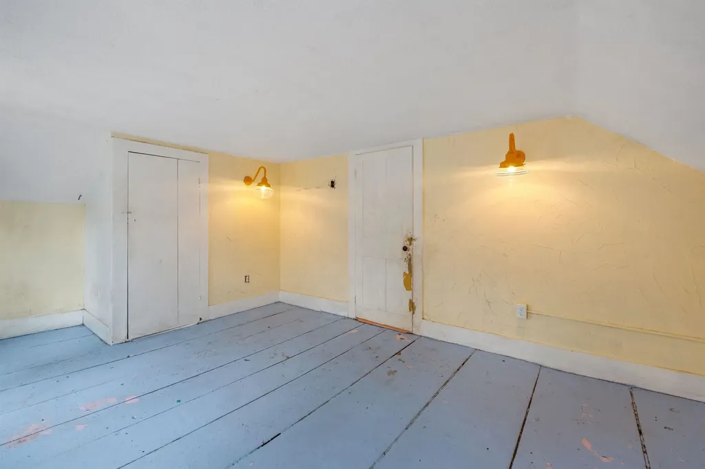 573 Route 25c Piermont NH 03779