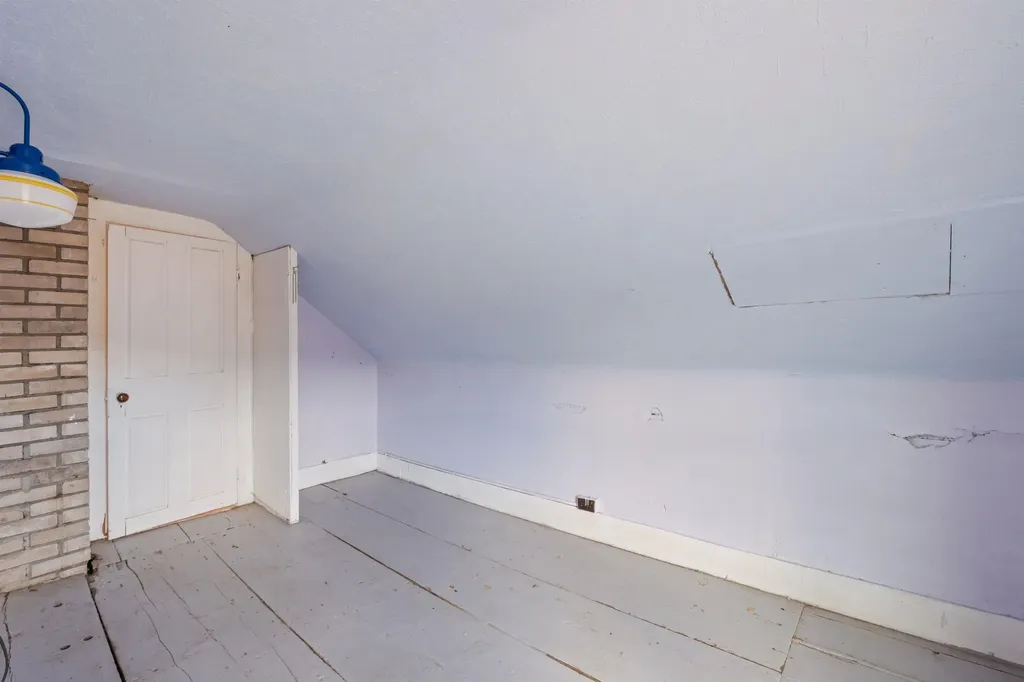 573 Route 25c Piermont NH 03779