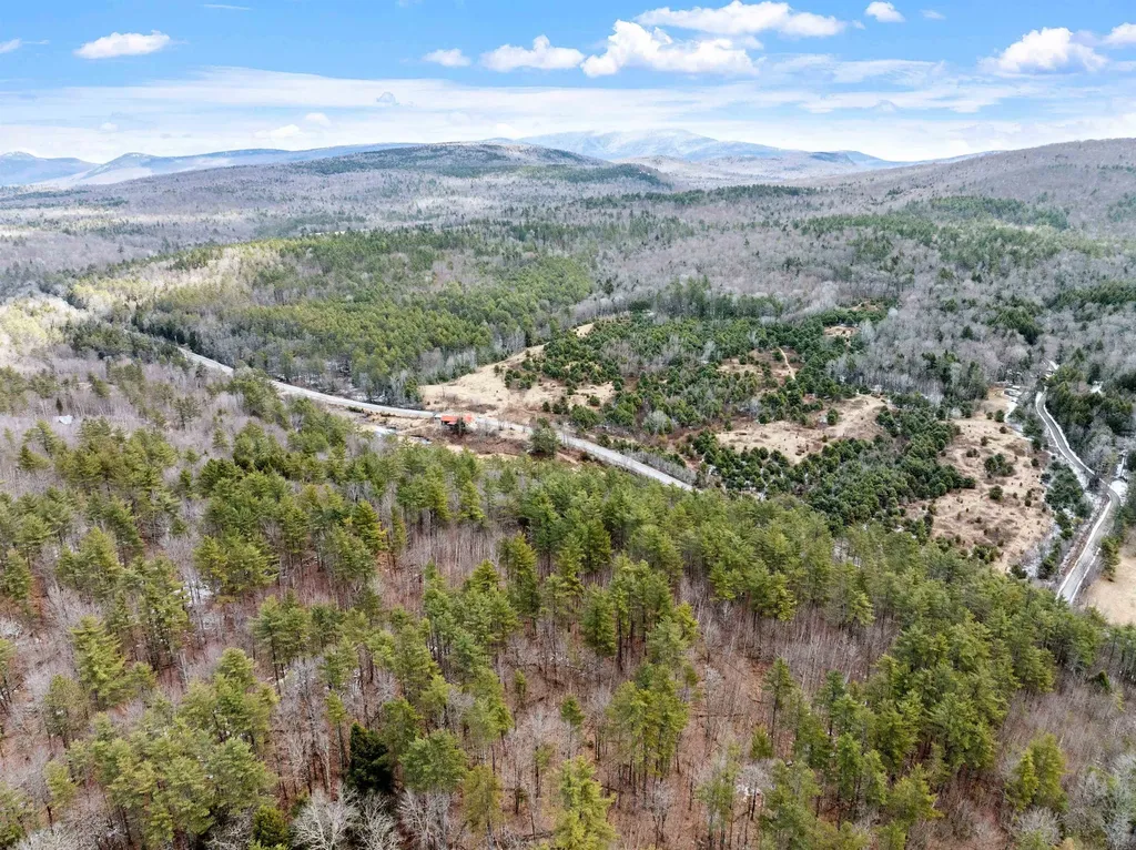 573 Route 25c Piermont NH 03779