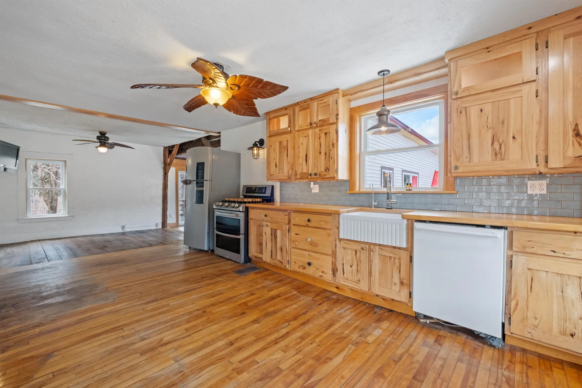 573 Route 25c Piermont NH 03779