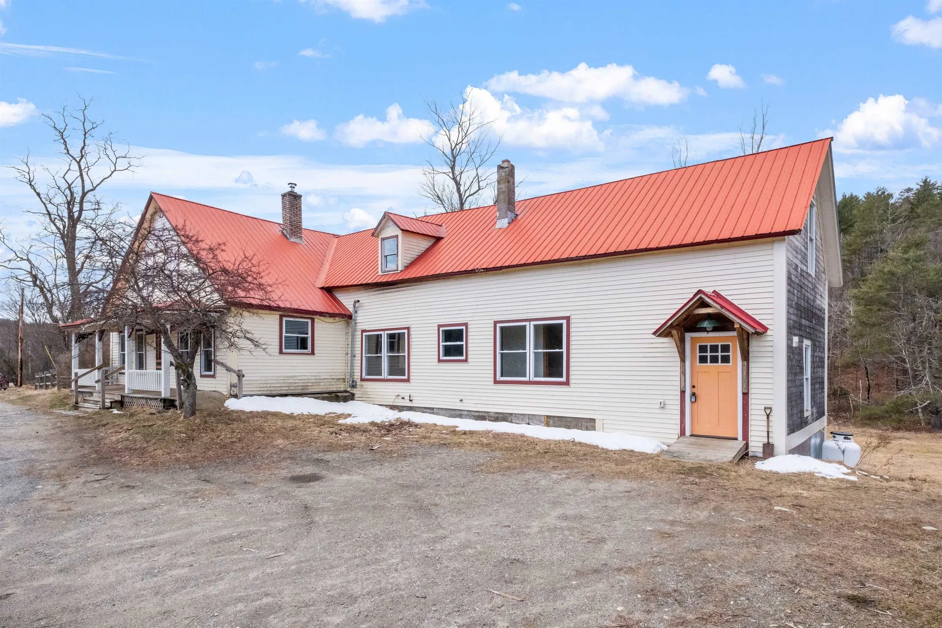 573 Route 25c Piermont NH 03779