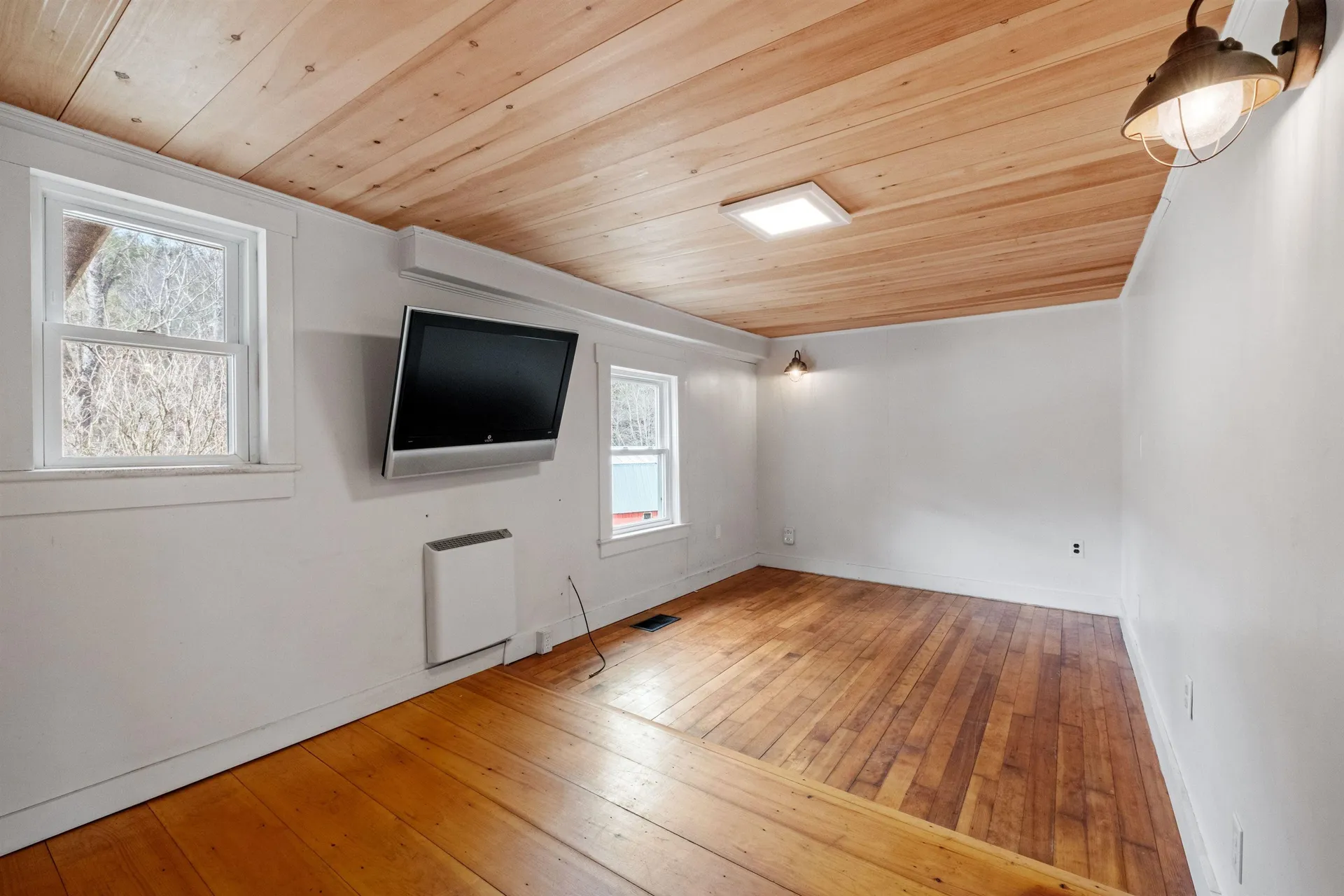 573 Route 25c Piermont NH 03779