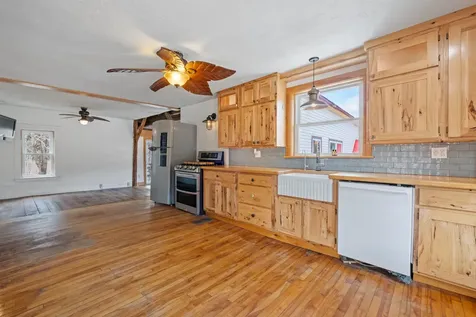 573 Route 25c Piermont NH 03779