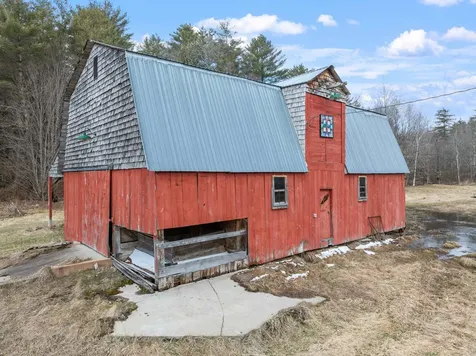 573 Route 25c Piermont NH 03779