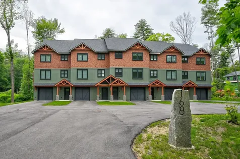 168 Old Bartlett Road Conway NH 03860
