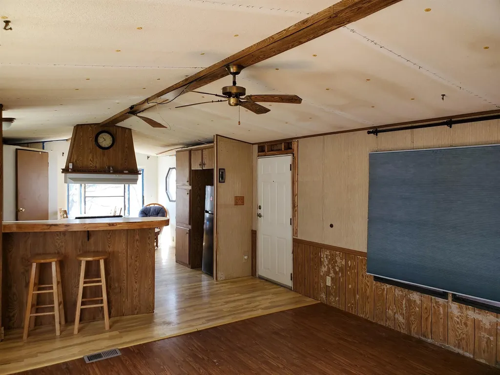 8 Hewitt Drive Enfield NH 03748