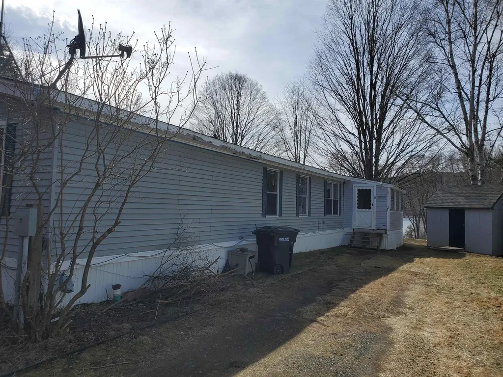 8 Hewitt Drive Enfield NH 03748