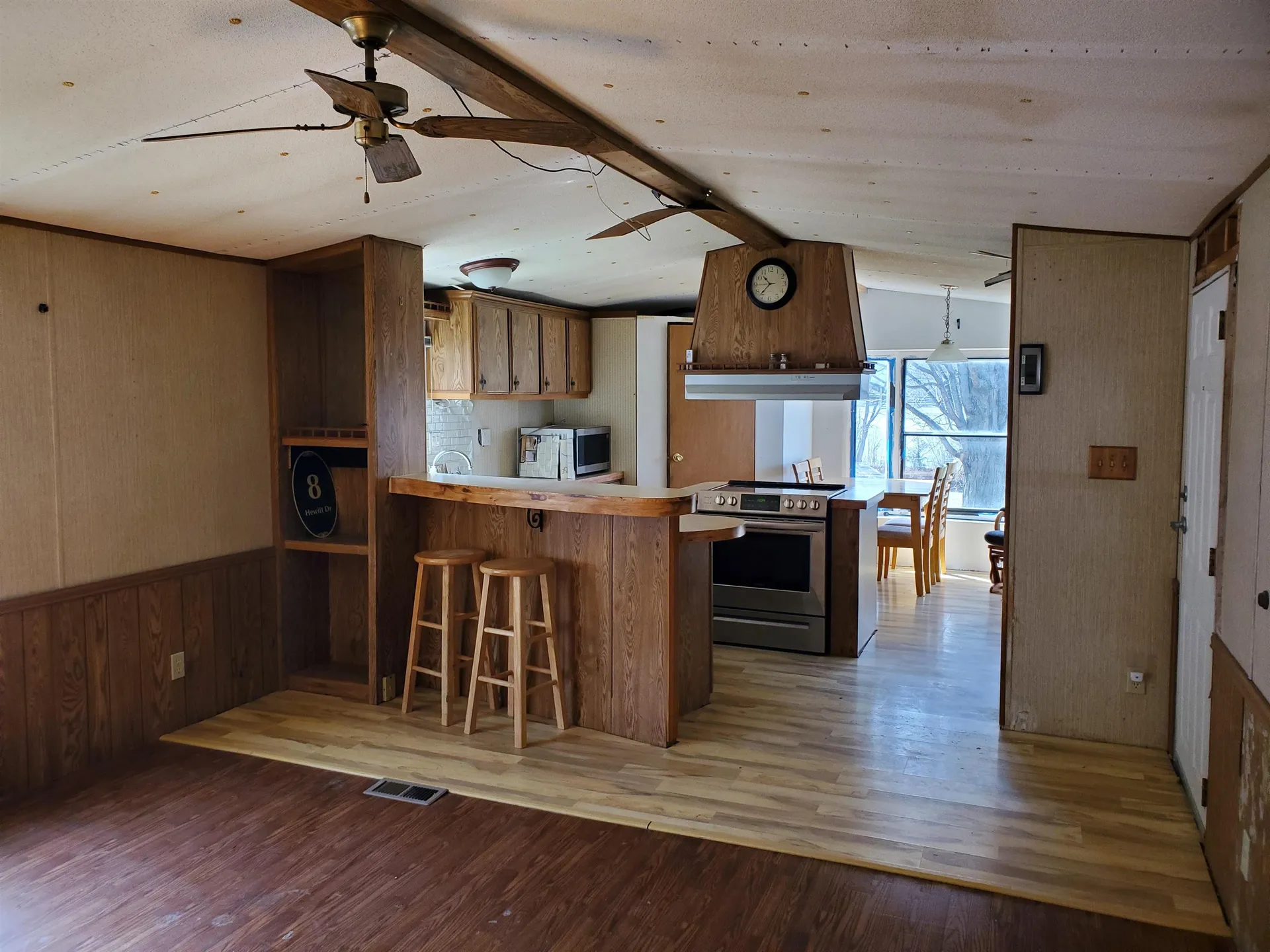 8 Hewitt Drive Enfield NH 03748