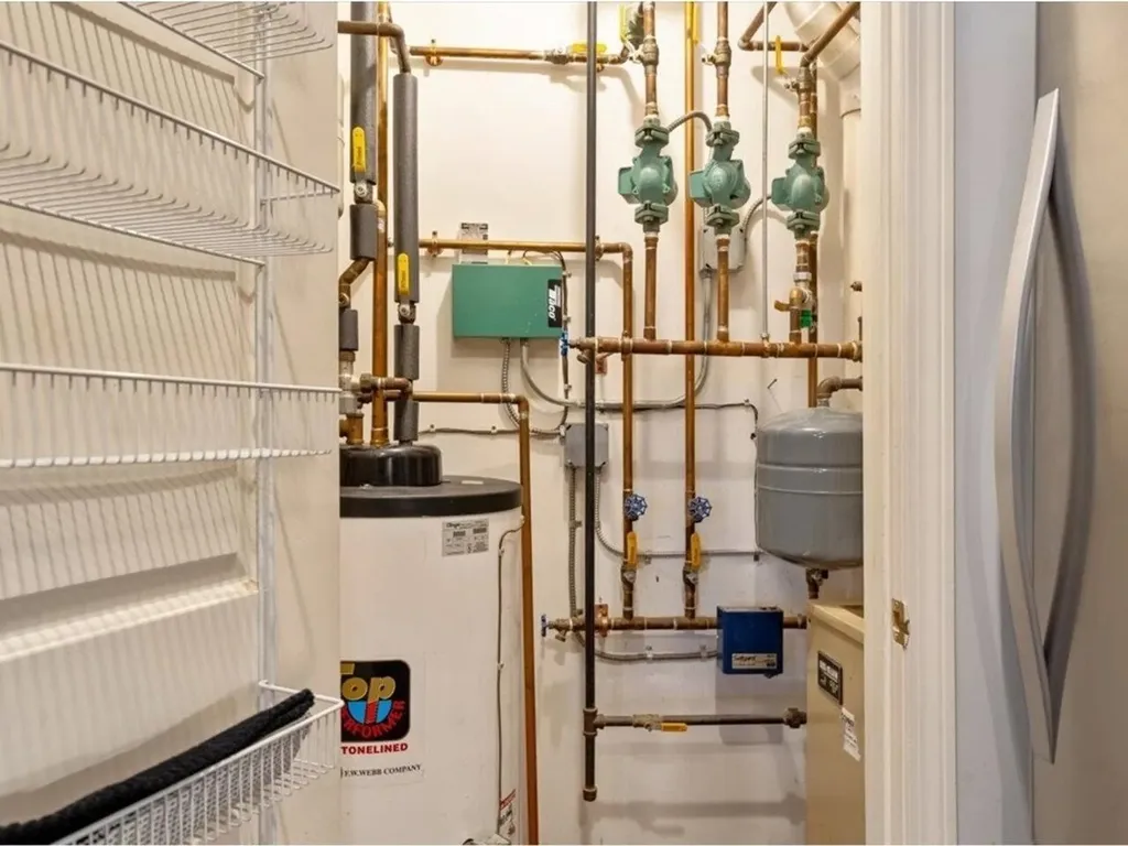 93 Park Street Essex Junction VT 05452