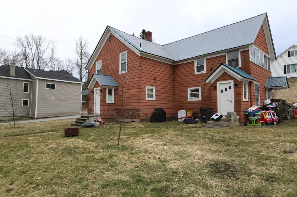 14 Fairview Street Newport City VT 05855