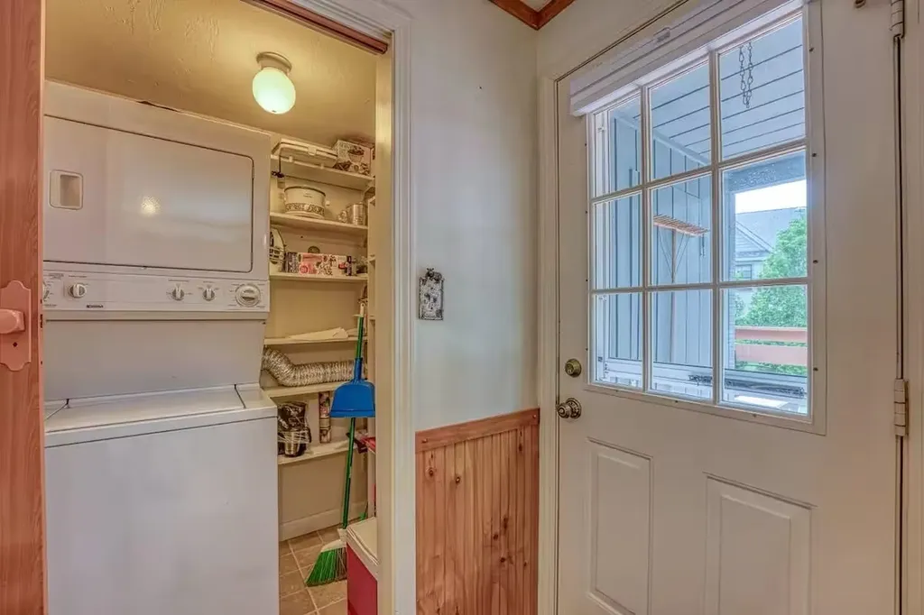 14 Adams Drive Woodstock NH 03262