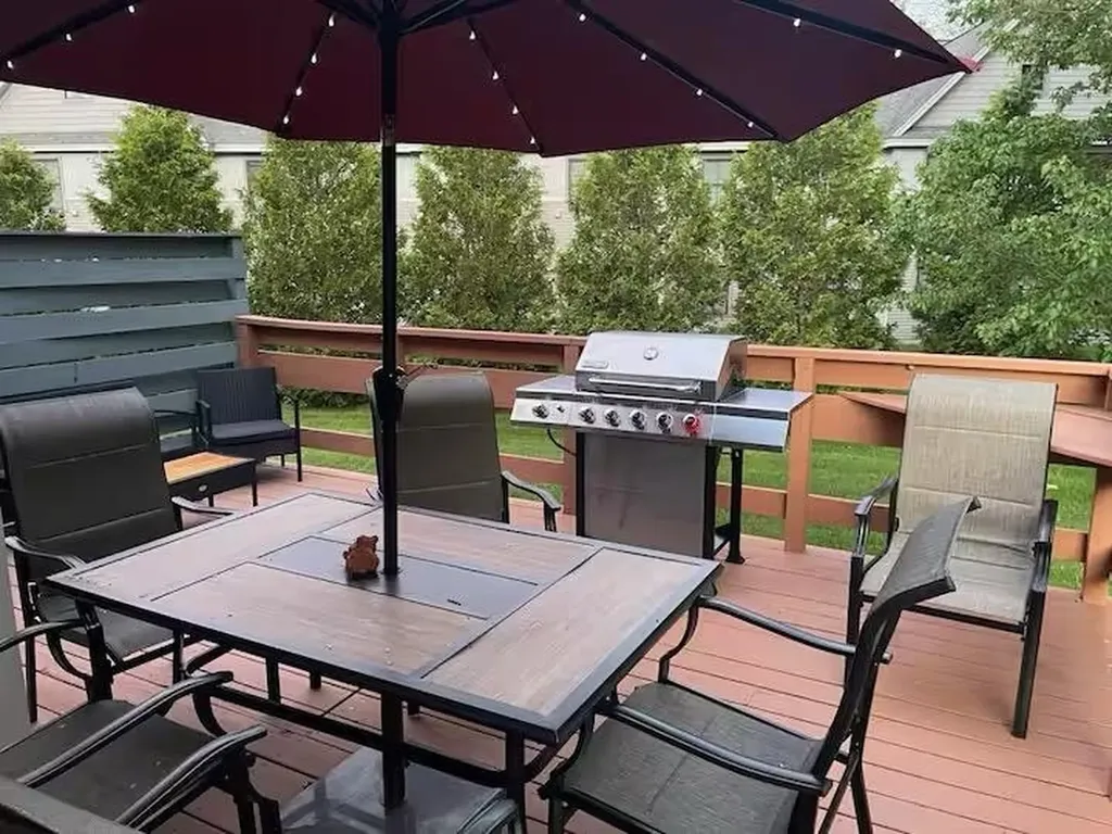 14 Adams Drive Woodstock NH 03262