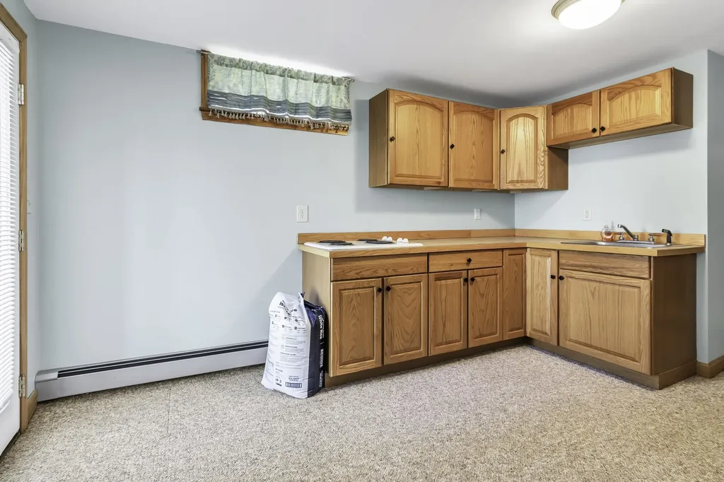 3 Paul Avenue Laconia NH 03246