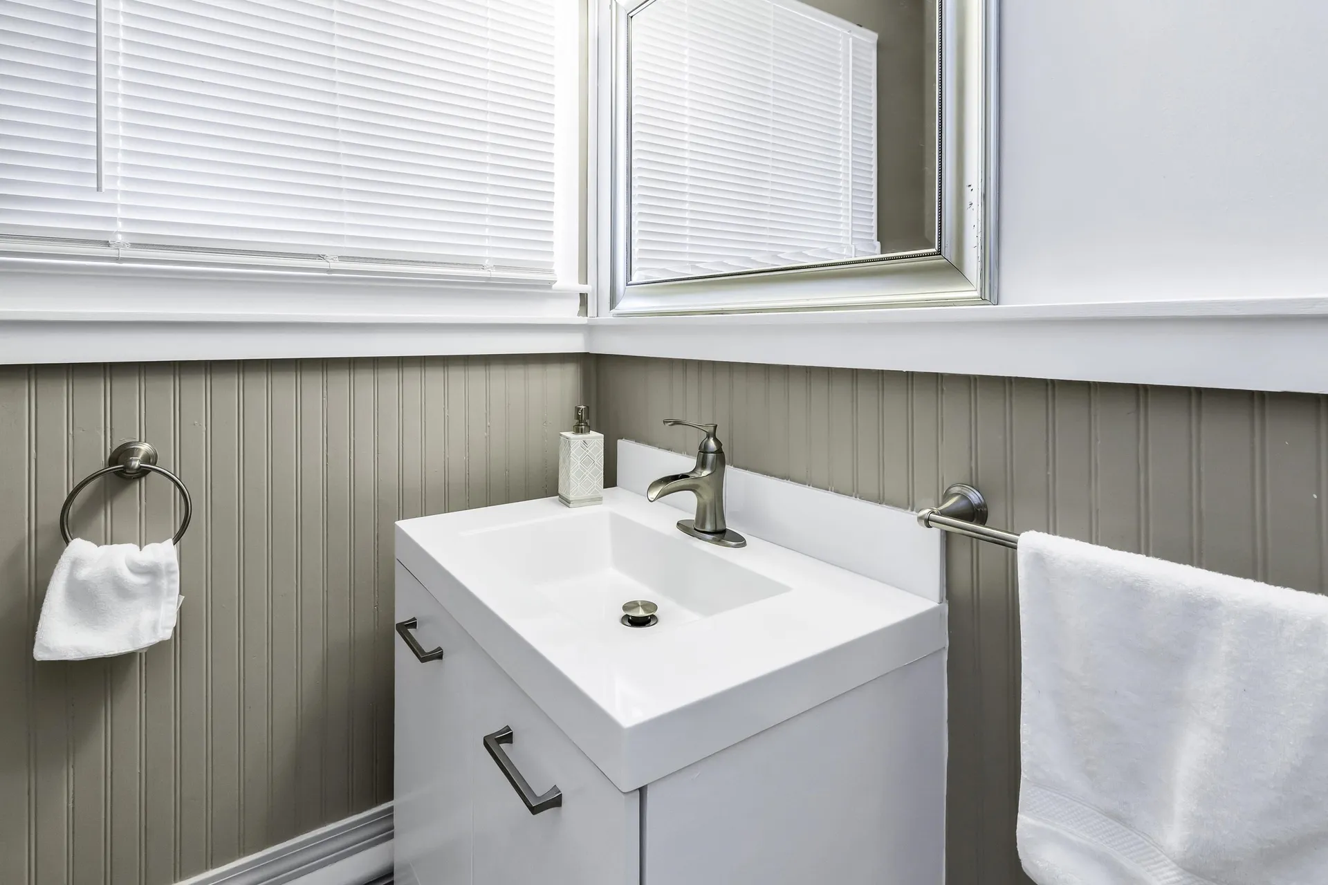 3 Paul Avenue Laconia NH 03246