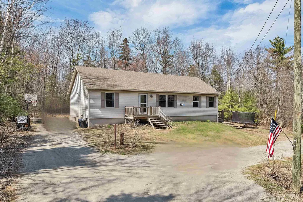 390 Route 153 Middleton NH 03887