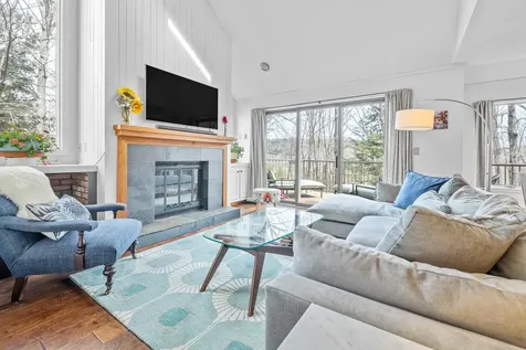 1140 Murphys Road Hartford VT 05059