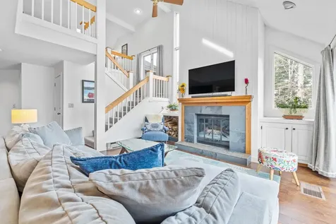 1140 Murphys Road Hartford VT 05059