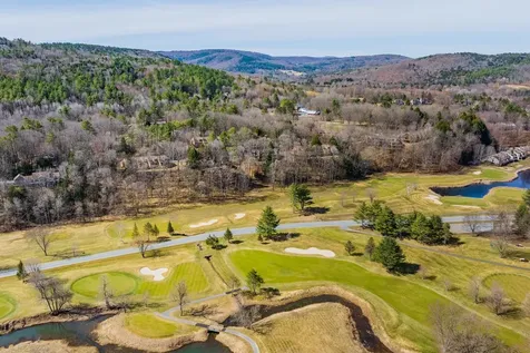 1140 Murphys Road Hartford VT 05059