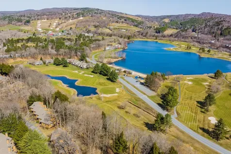 1140 Murphys Road Hartford VT 05059