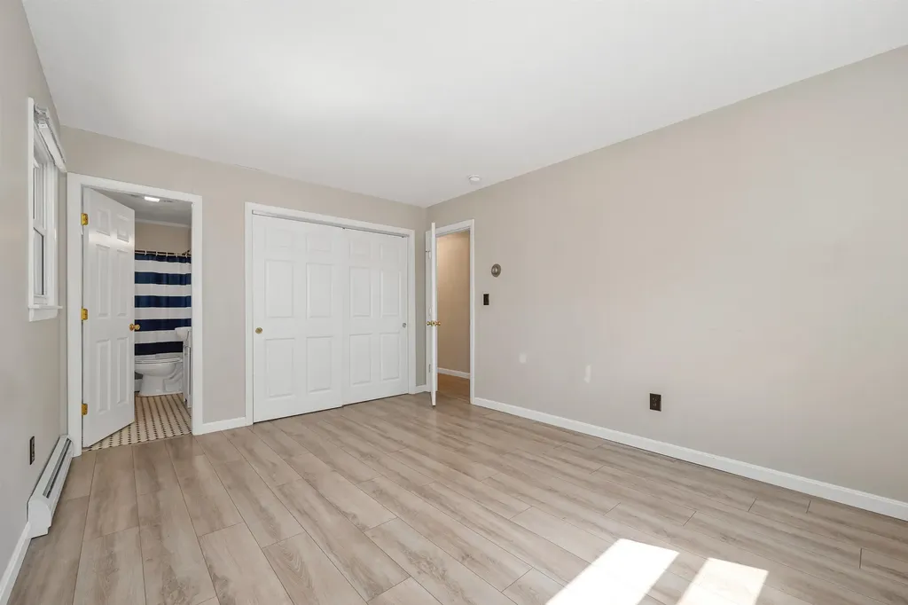 340 Hoyt Road Gilford NH 03249