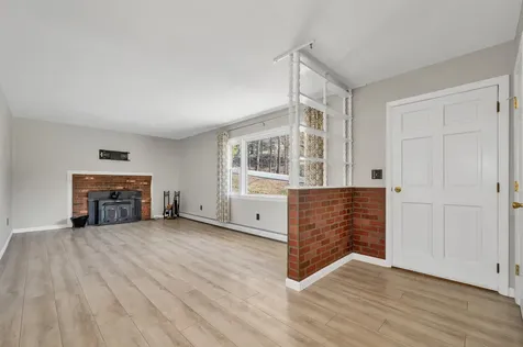 340 Hoyt Road Gilford NH 03249