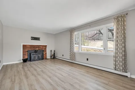 340 Hoyt Road Gilford NH 03249