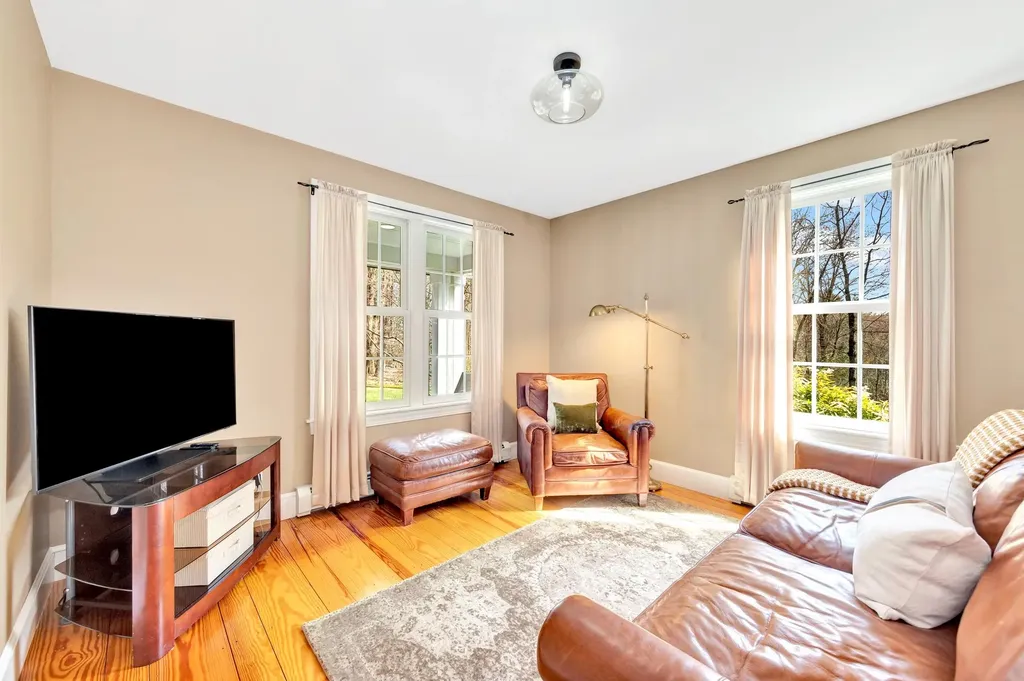 95 Highland Road South Hampton NH 03827