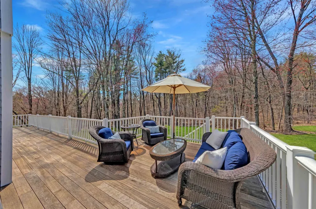 95 Highland Road South Hampton NH 03827