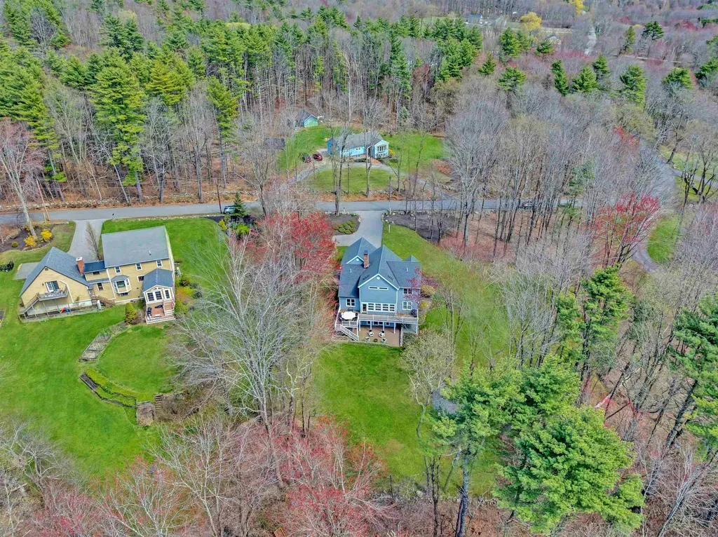 95 Highland Road South Hampton NH 03827