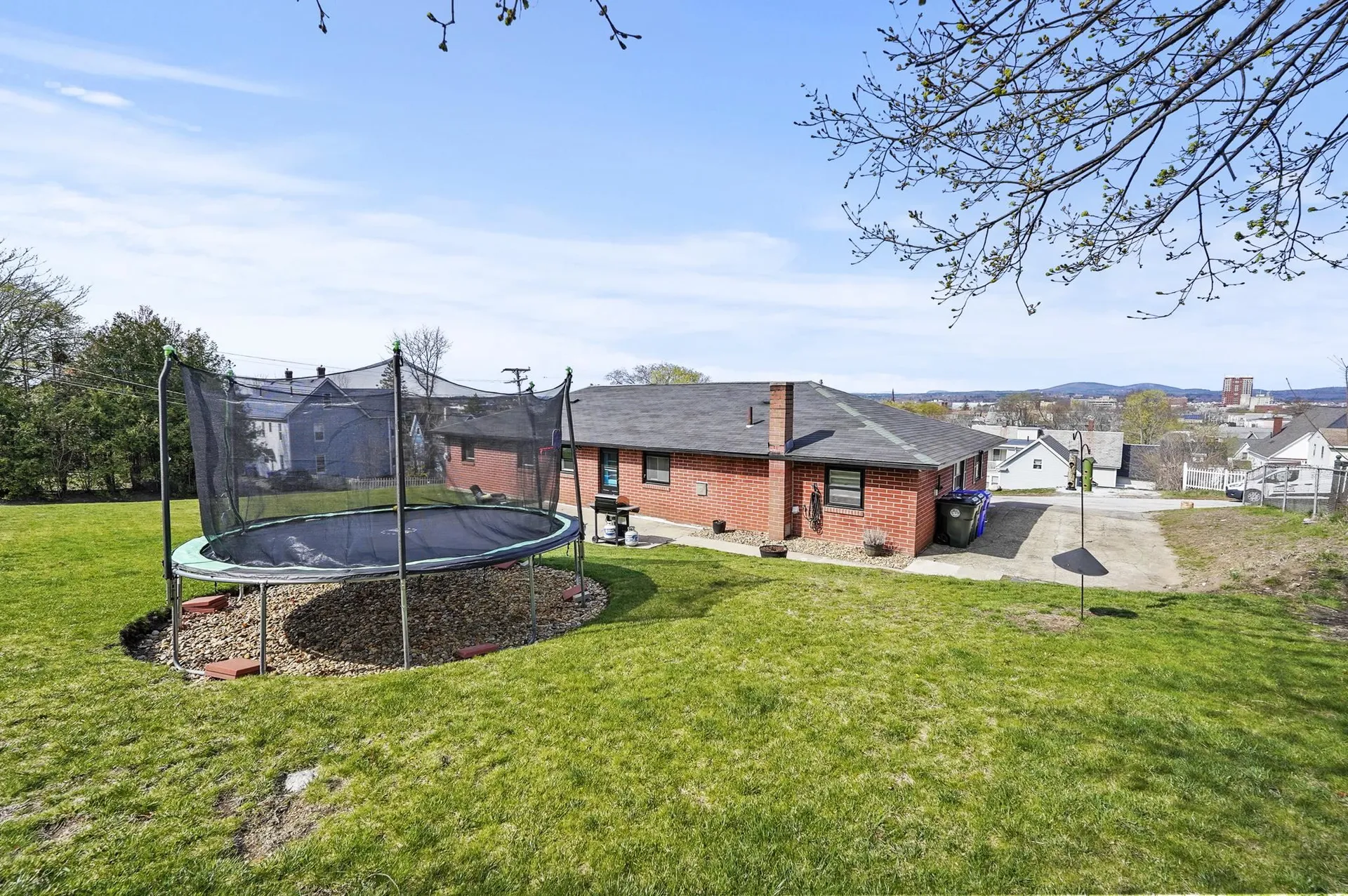 489 Belmont Street Manchester NH 03103