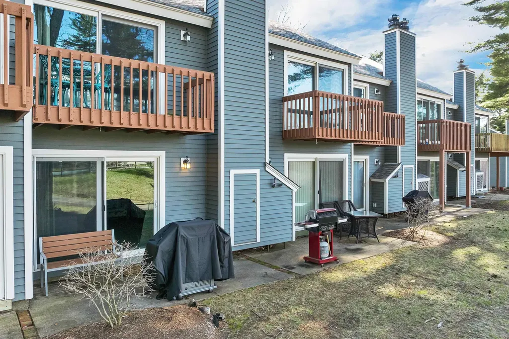 16 Circle Drive Ashland NH 03218