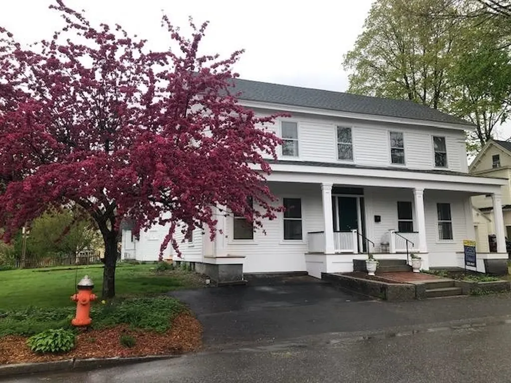 11 Summit Street Concord NH 03301