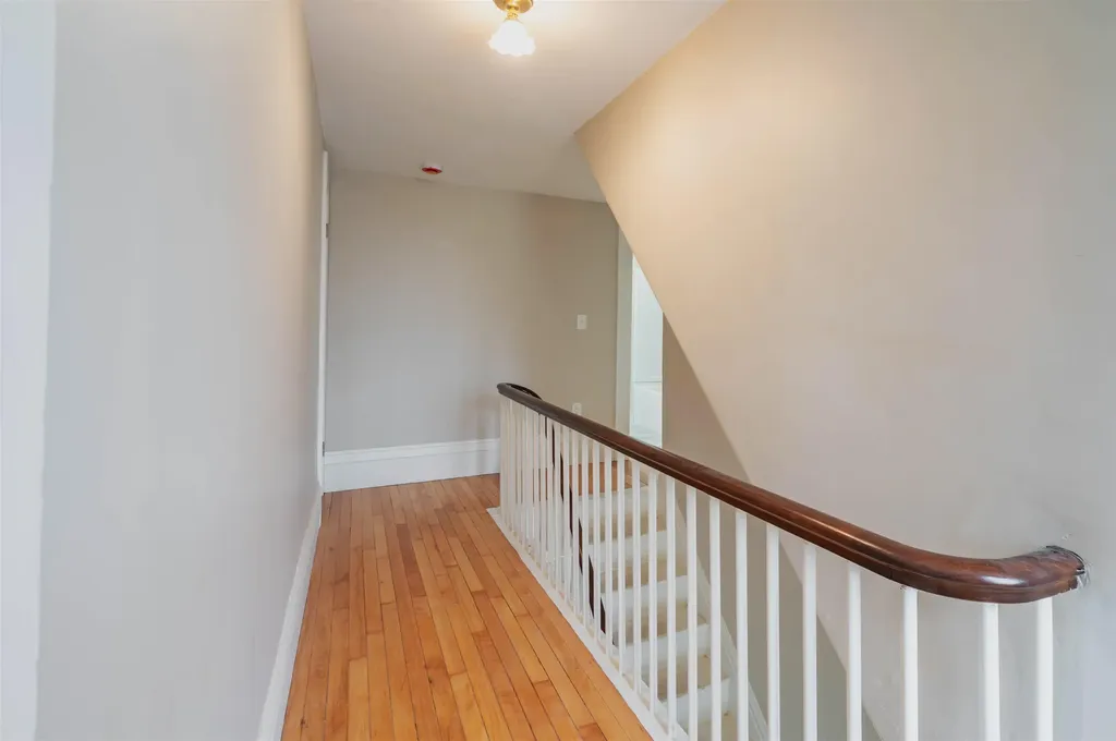 11 Summit Street Concord NH 03301