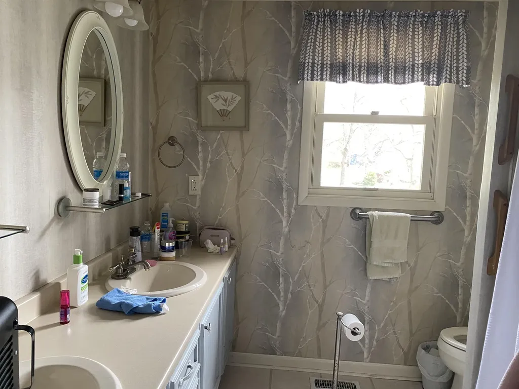 92 Scott Avenue Seabrook NH 03874