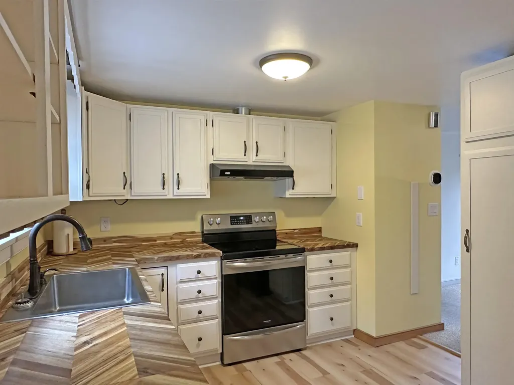 905 Route 100 Weston VT 05161