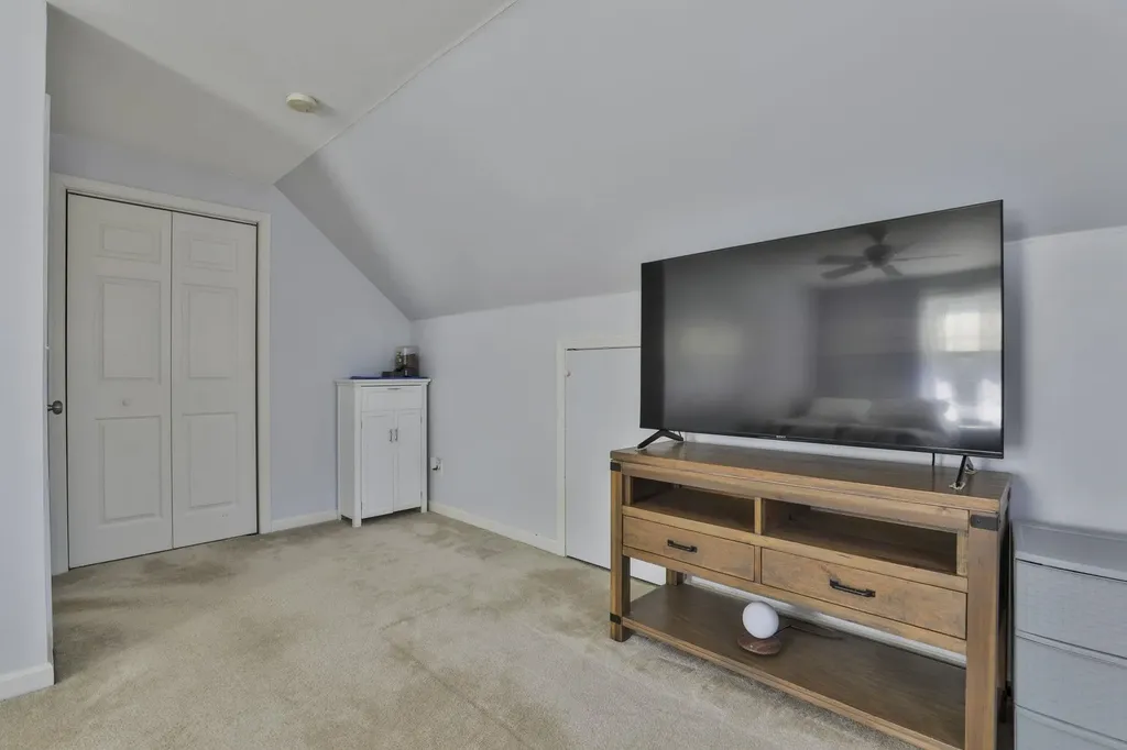 283 High Street Hampton NH 03842