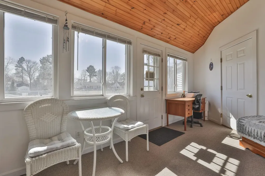 283 High Street Hampton NH 03842