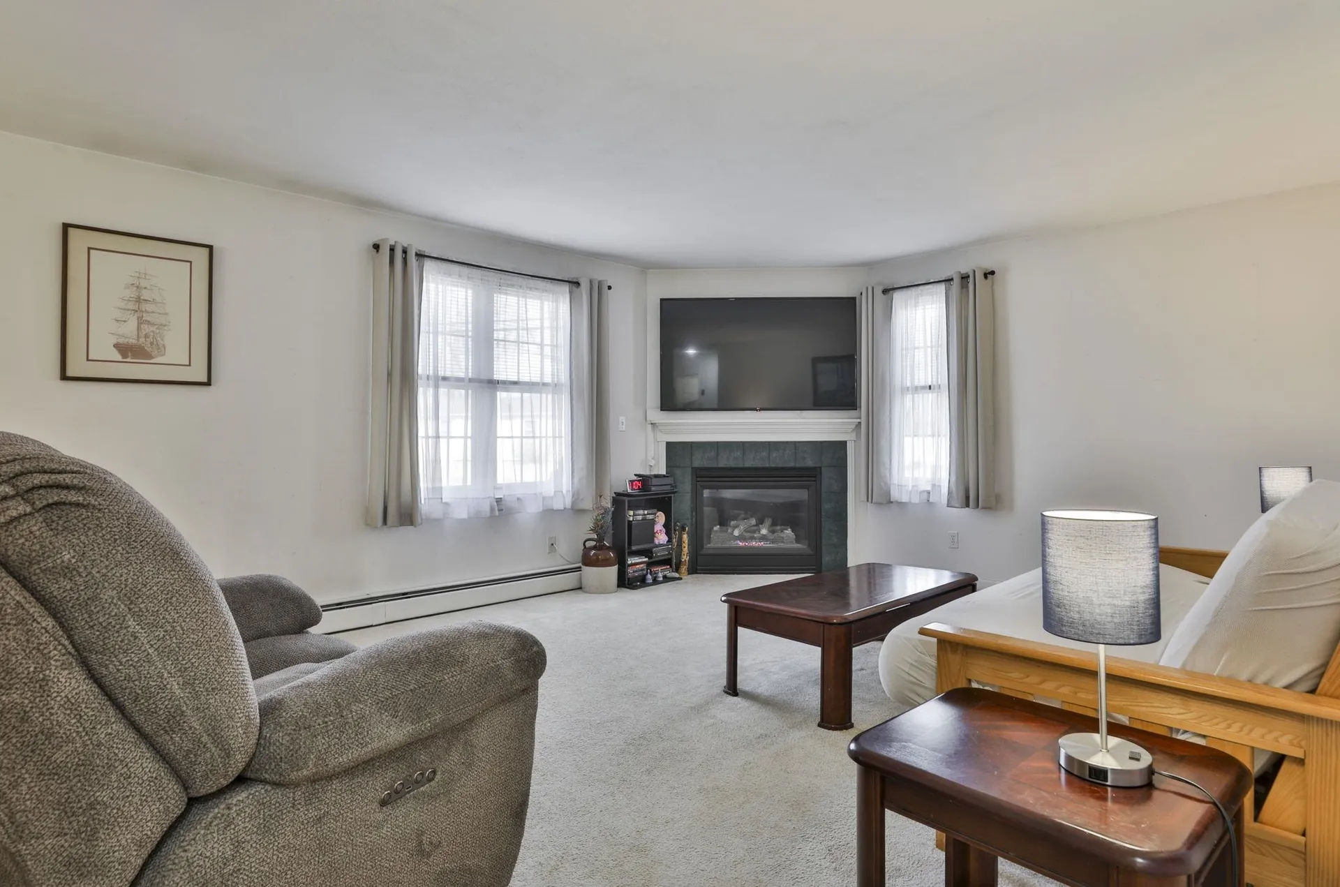 283 High Street Hampton NH 03842