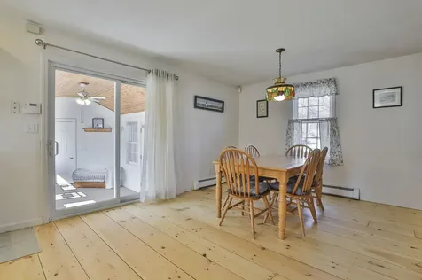 283 High Street Hampton NH 03842