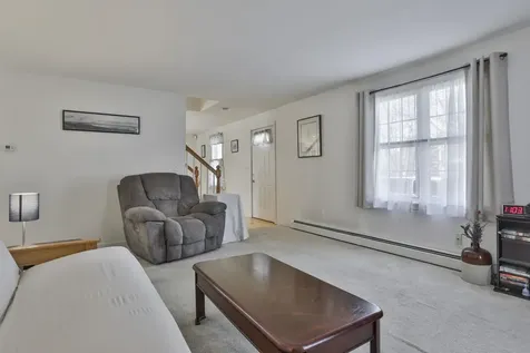 283 High Street Hampton NH 03842