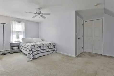 283 High Street Hampton NH 03842