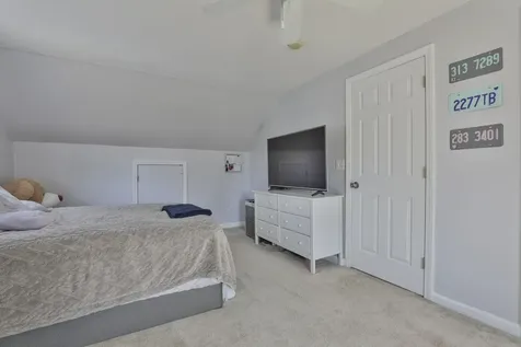 283 High Street Hampton NH 03842