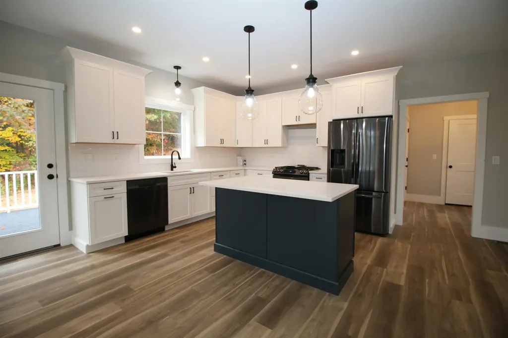 425 Grady Lane Pembroke NH 03275