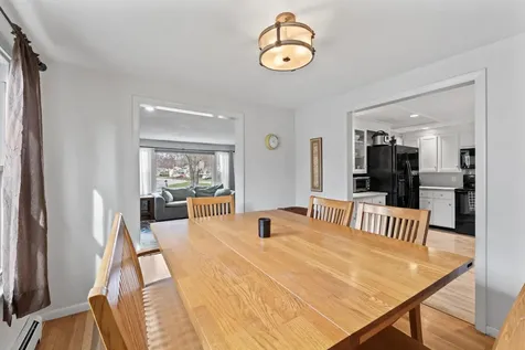 19 Harding Road Portsmouth NH 03801